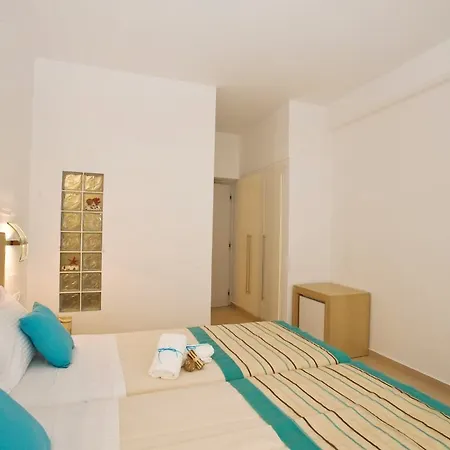 자니스 3* Mykonos Town