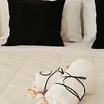 Zannis Hotel