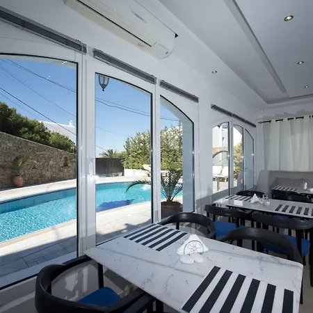Hotel Zannis 3*