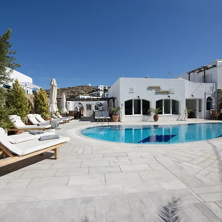 Zannis Hotel